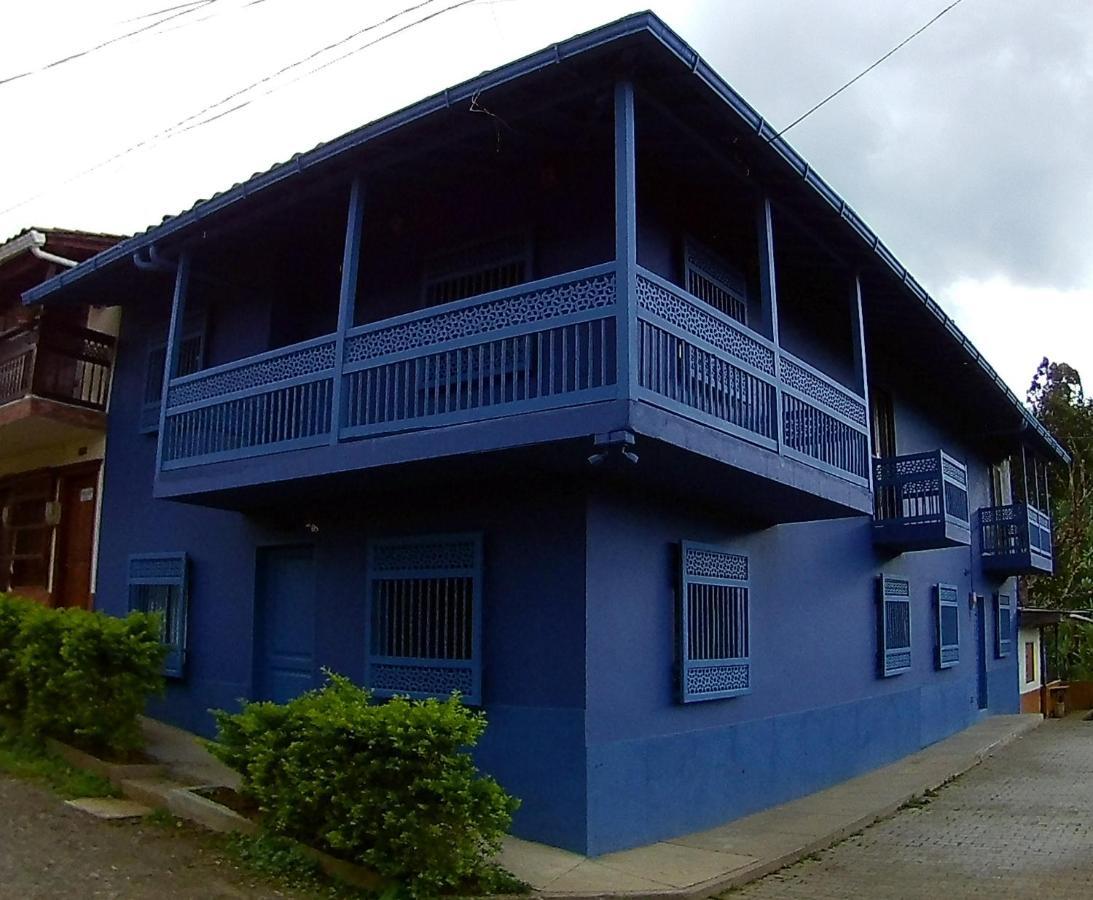 Отель Casa Azul La Garrucha Хардин Экстерьер фото